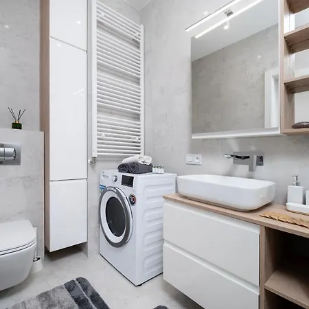 דירה Manufaktura - Parking & Balcony - By Rentujemy לודז'