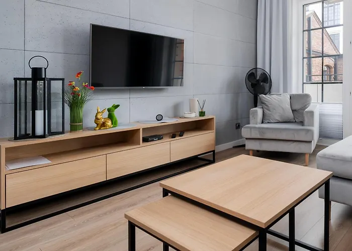 Manufaktura - Parking & Balcony - By Rentujemy *