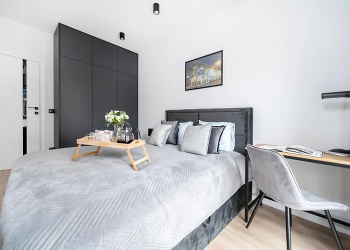 Lägenhet Manufaktura - Parking & Balcony - By Rentujemy