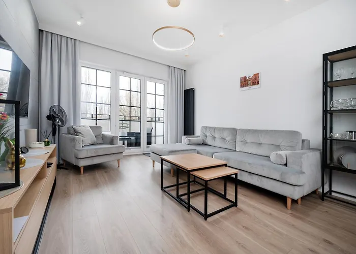 Manufaktura - Parking & Balcony - By Rentujemy *